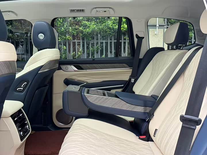 Фото 8 - Tank 500