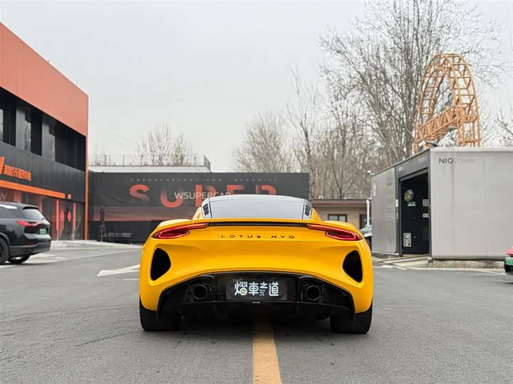 Фото 4 - Lotus Emira