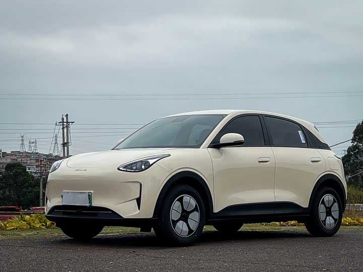 Фото 1 - Geely Galaxy Geome