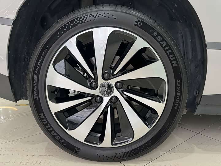 Photo 9 - BYD Sea Lion 06 Hybrid/EV