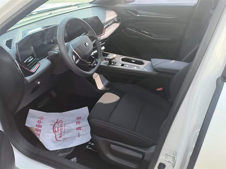 Фото 8 - Changan X5 Plus