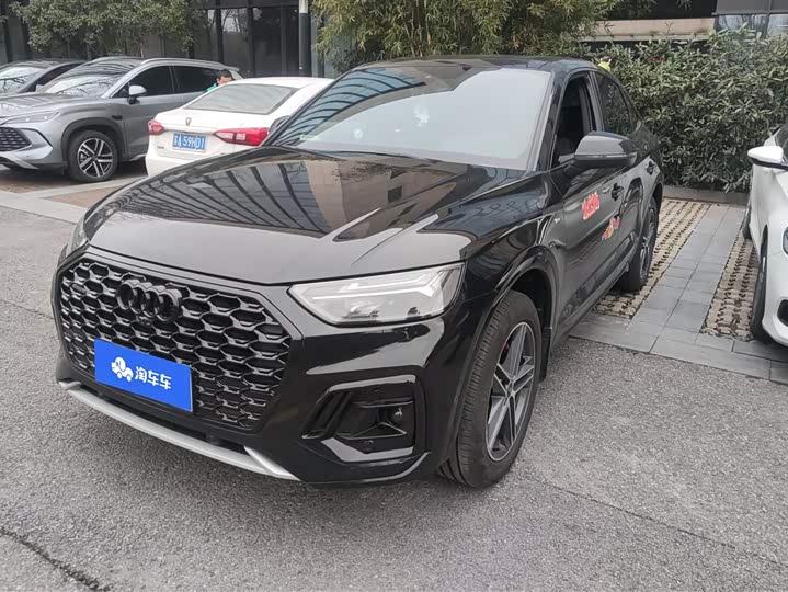 Фото 1 - Audi Q5L Sportback