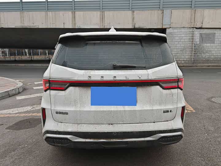 Фото 4 - Geely Jiaji