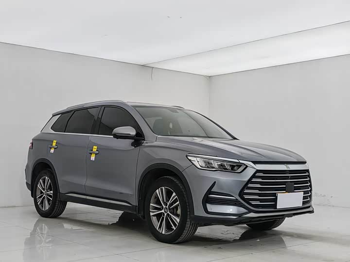 Photo 3 - BYD Song Pro