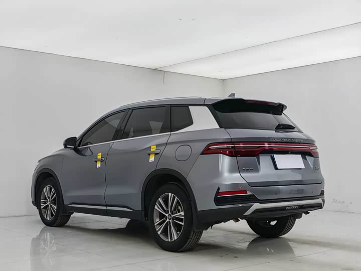 Photo 4 - BYD Song Pro