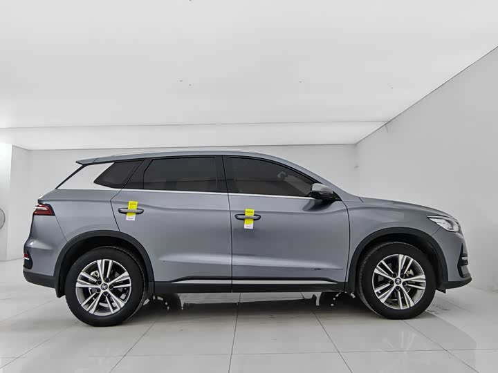 Photo 8 - BYD Song Pro