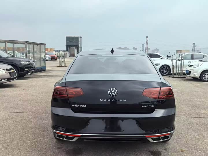 Фото 8 - Volkswagen Magotan