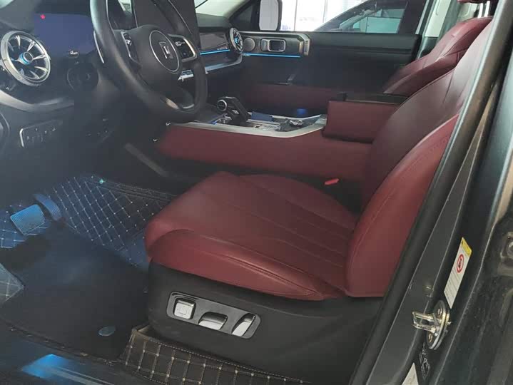 Фото 9 - Tank 400 Hybrid