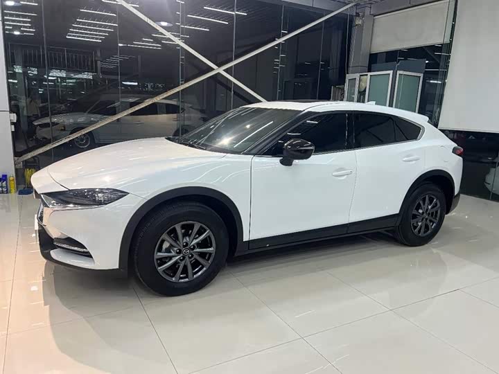 Фото 2 - Mazda CX-4