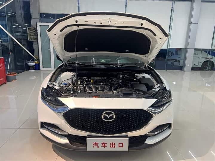 Фото 7 - Mazda CX-4