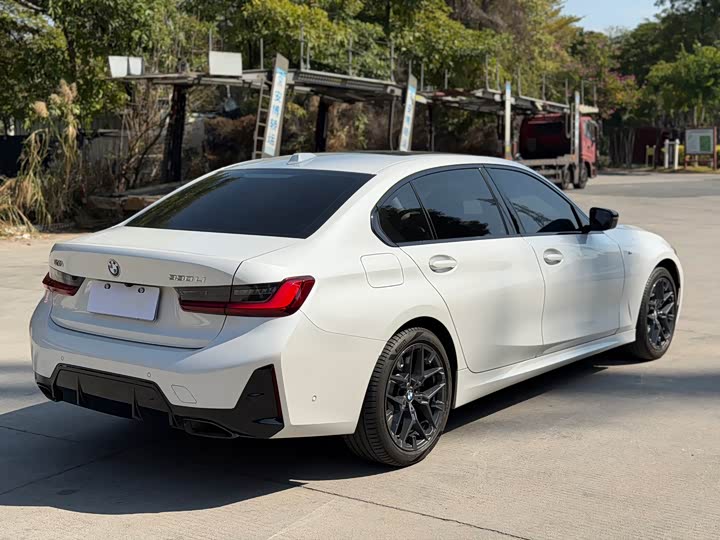 Фото 7 - BMW 3 Series