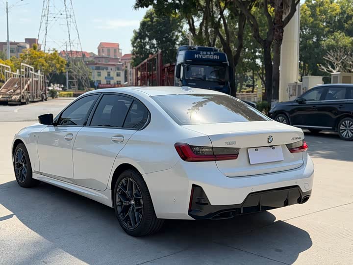 Фото 9 - BMW 3 Series