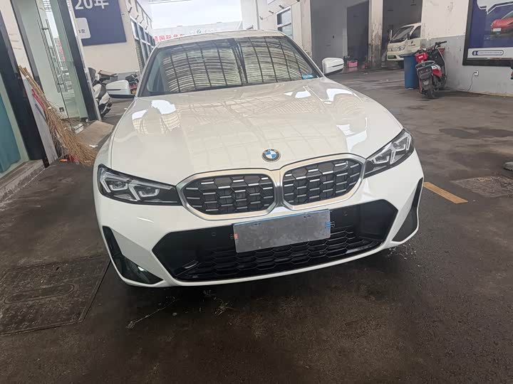 Фото 2 - BMW 3 Series