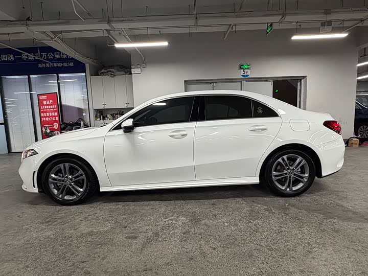 Фото 3 - Mercedes-Benz A-Class