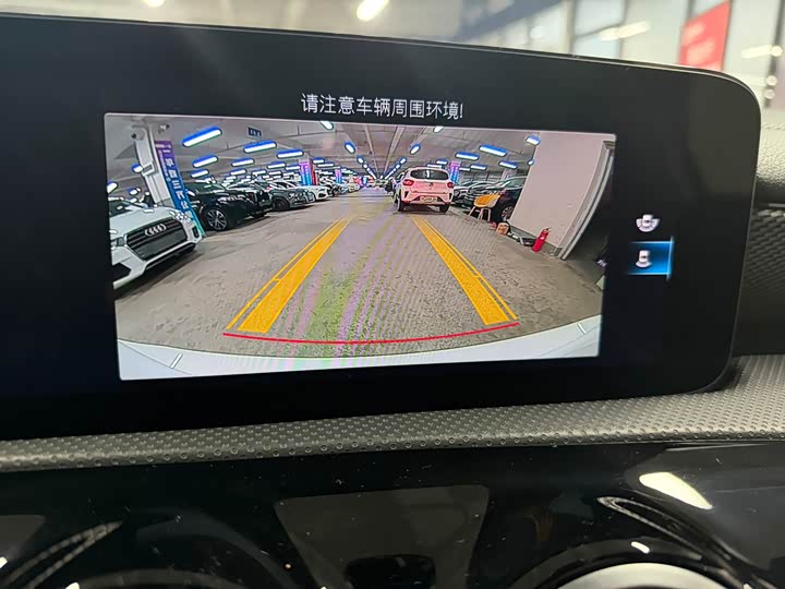 Фото 8 - Mercedes-Benz A-Class