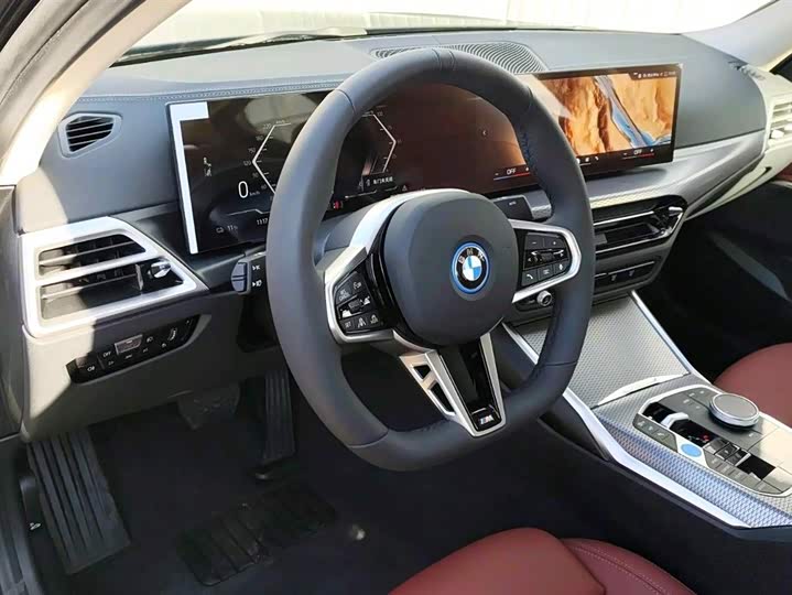 Фото 9 - BMW i3