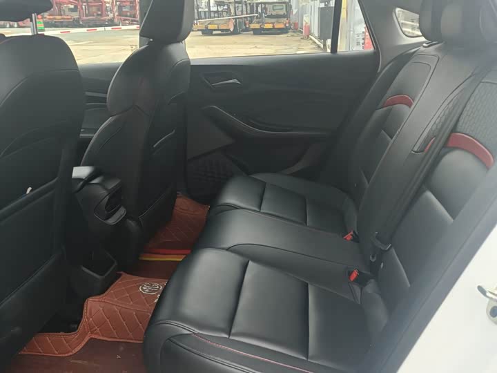 Фото 6 - MG Motor 5