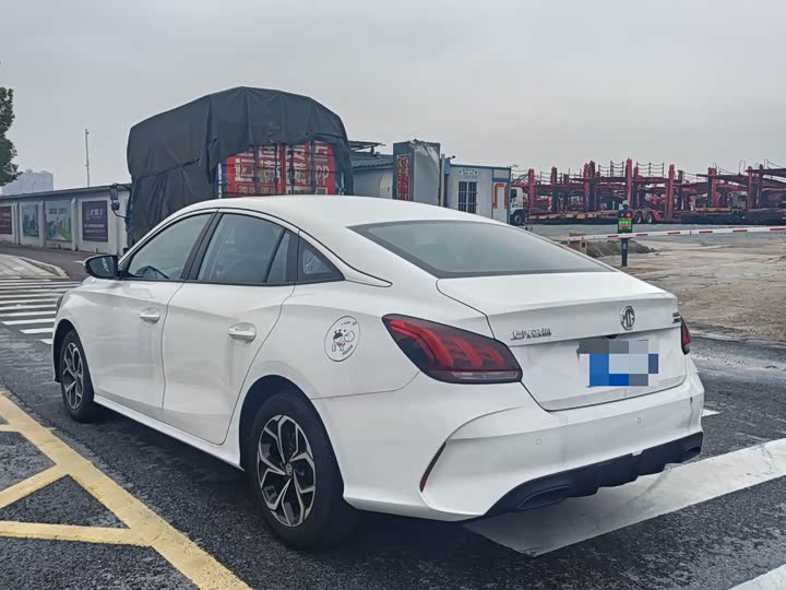 Фото 9 - MG Motor 5