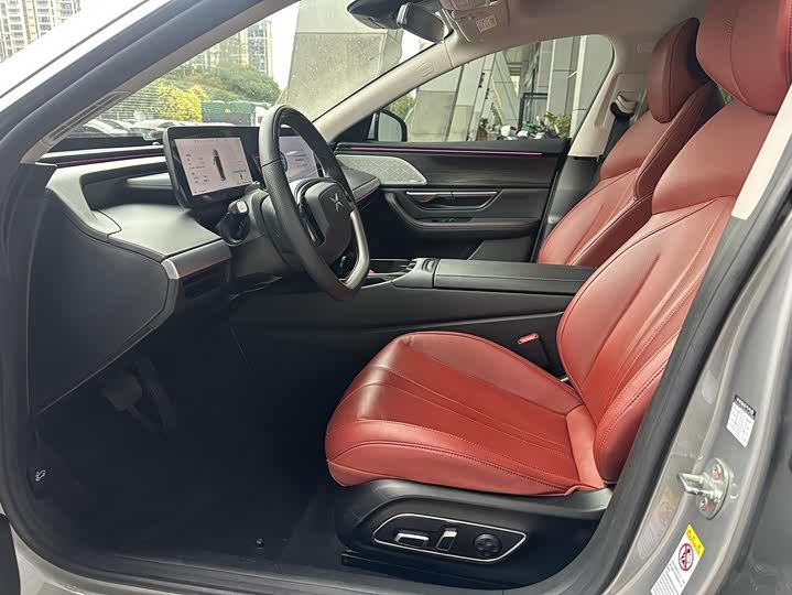 Фото 6 - XPeng P7