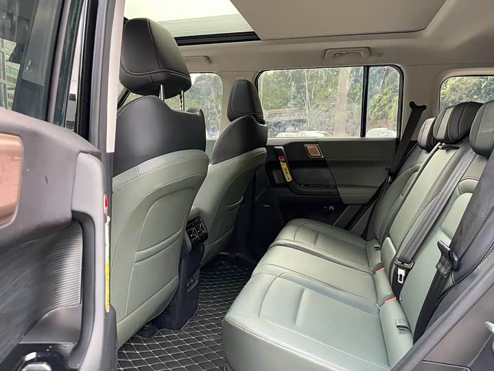 Фото 3 - Chery iCar 03