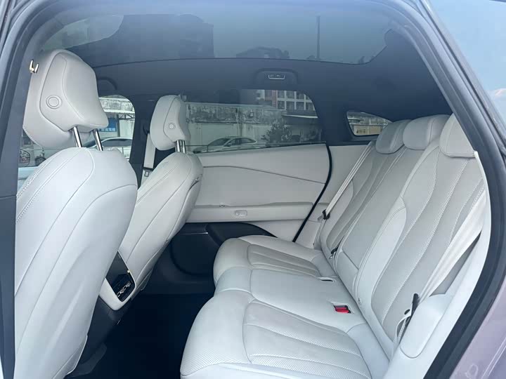 Фото 6 - XPeng F57