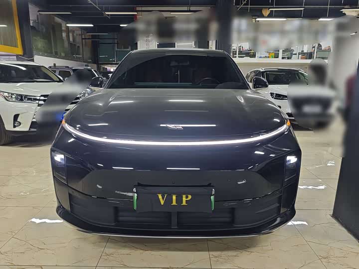 Фото 2 - LiXiang L6