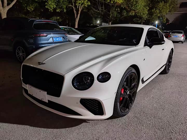 Фото 1 - Bentley Continental GT