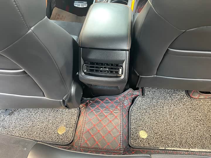 Фото 9 - Changan UNI-T