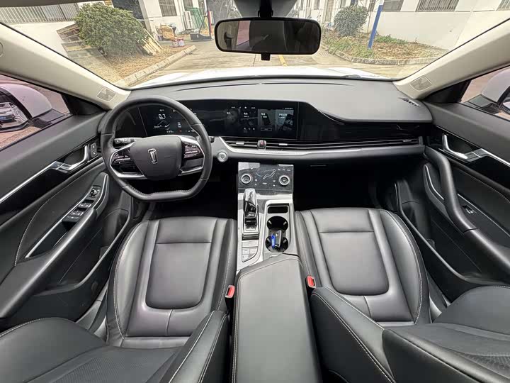 Photo 6 - Bestune B70