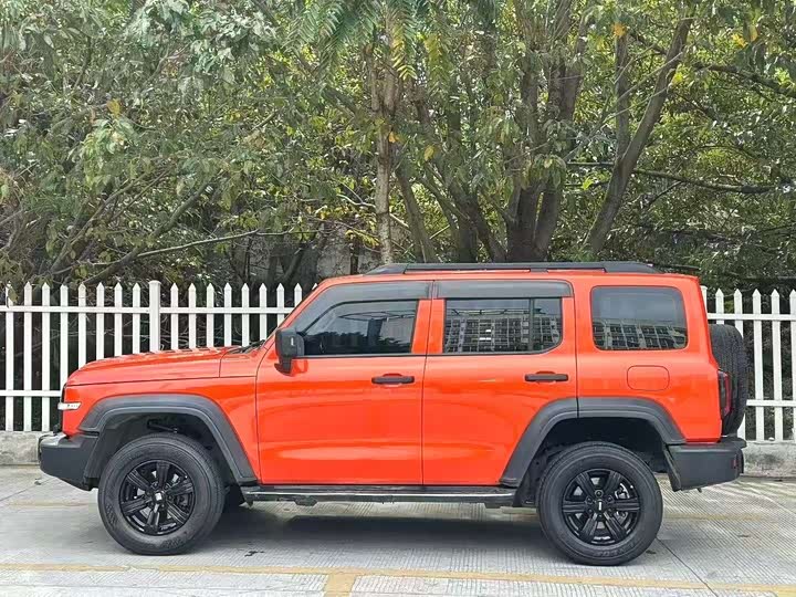 Фото 8 - Tank 300