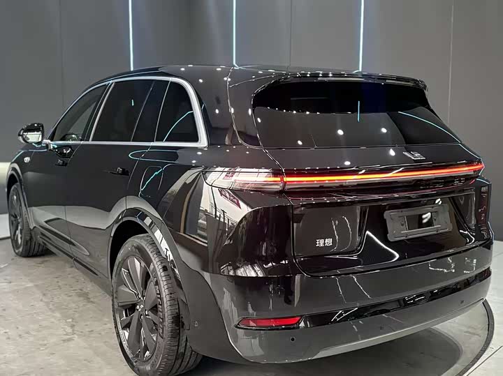 Photo 8 - LiXiang L7