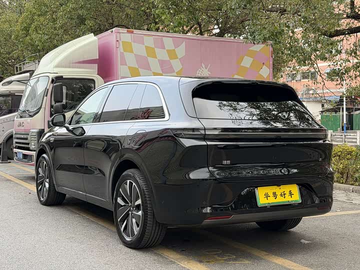 Photo 4 - LiXiang L6