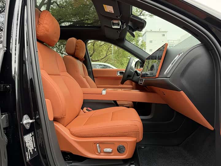 Photo 7 - LiXiang L6