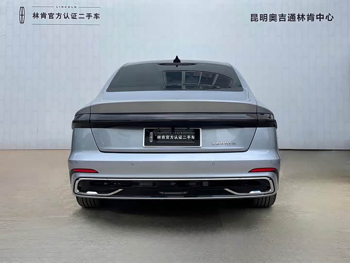 Photo 5 - Lincoln Z (Zephyr)