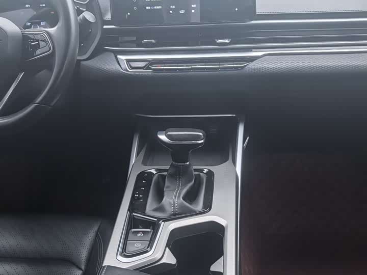 Фото 7 - Geely Emgrand