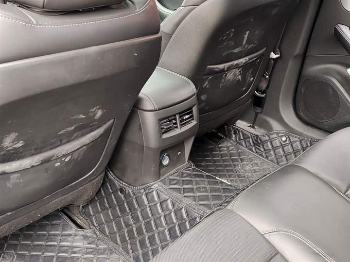 Photo 9 - Cadillac CT5