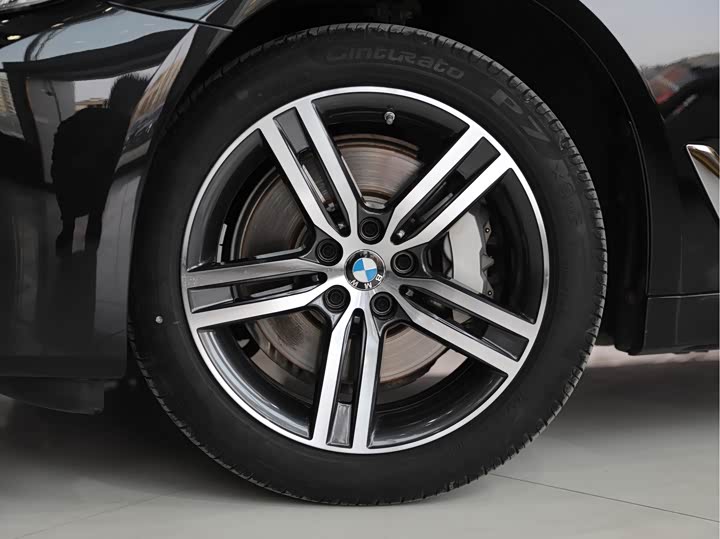 Фото 4 - BMW 5 Series