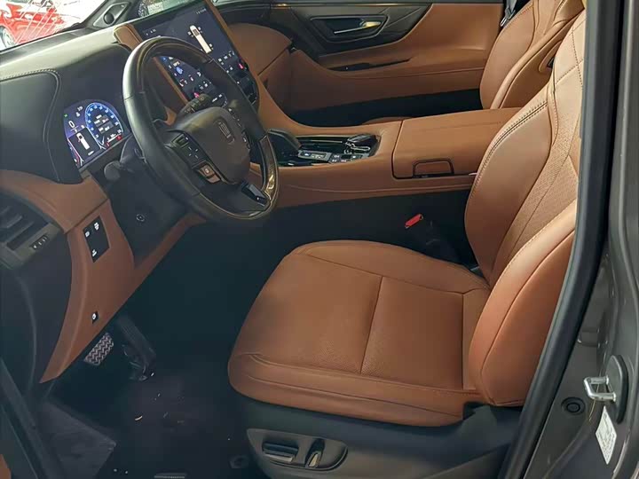 Photo 8 - Toyota Vellfire