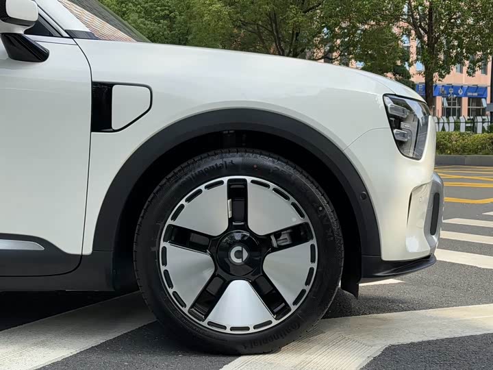 Фото 7 - Smart #5