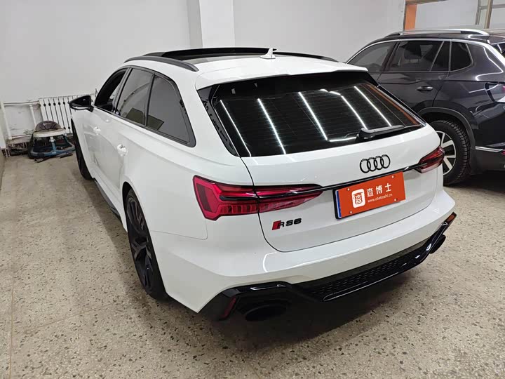 Фото 2 - Audi RS 6
