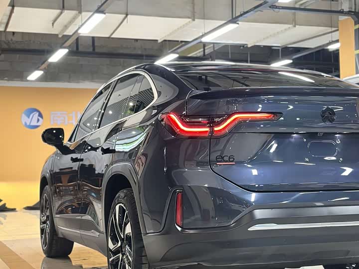 Photo 6 - Nio EC6