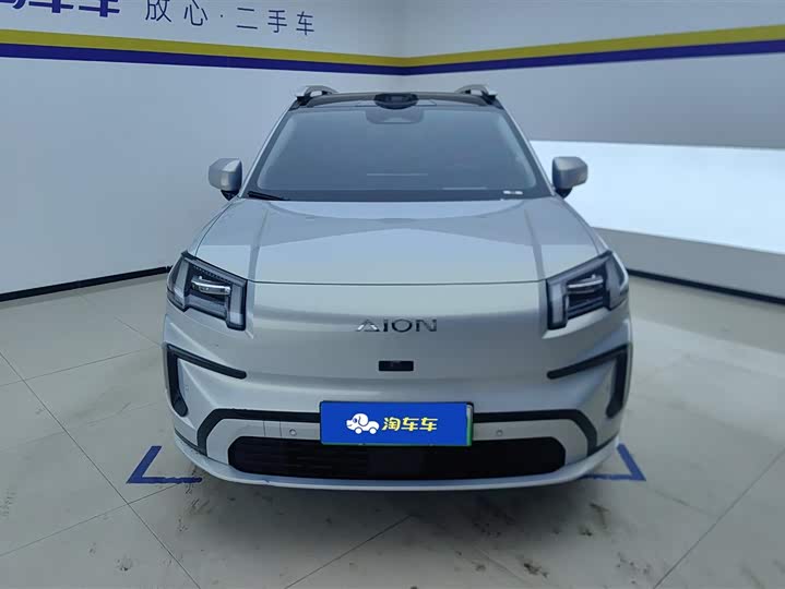 Фото 2 - GAC Aion V