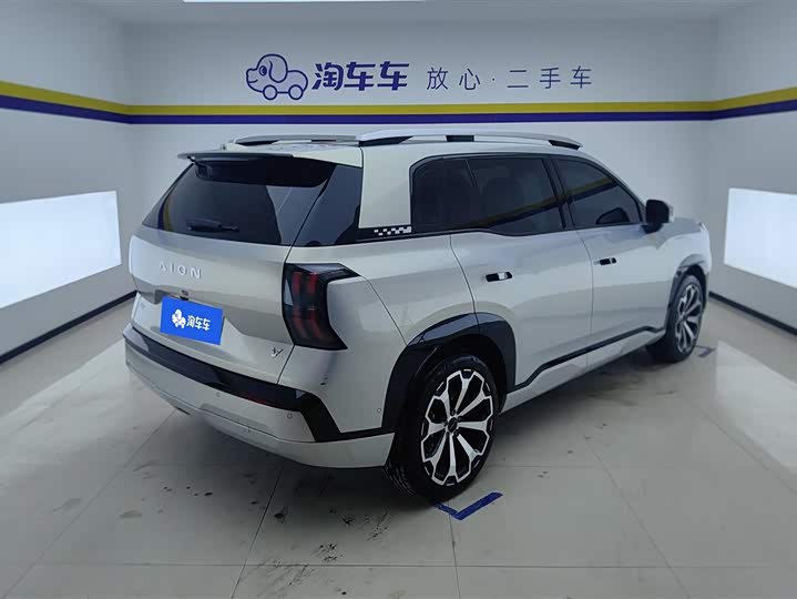 Фото 3 - GAC Aion V