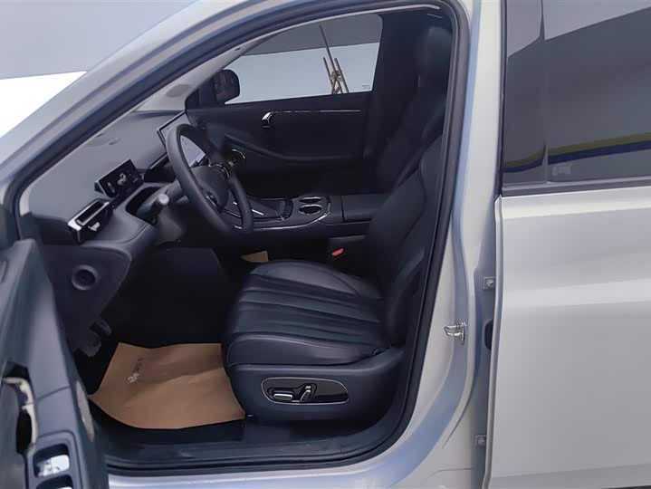 Фото 9 - GAC Aion V