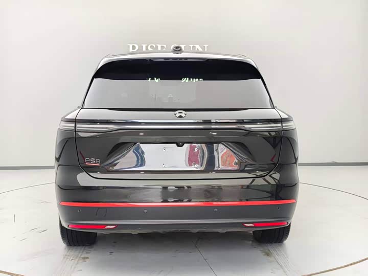 Фото 6 - Nio ES8