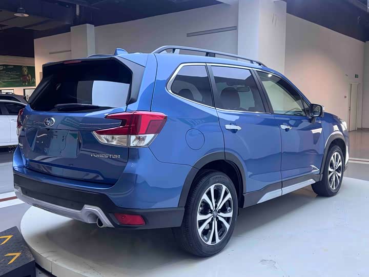 Фото 6 - Subaru Forester