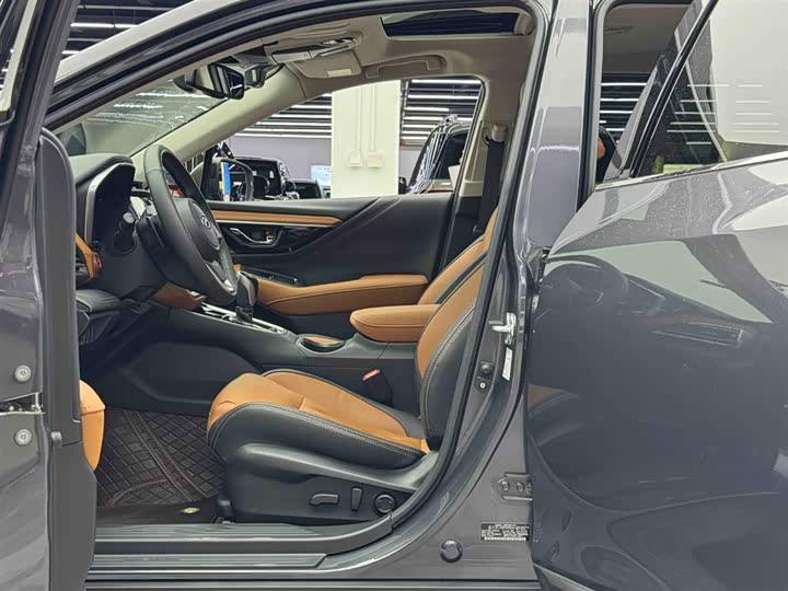 Фото 6 - Subaru Outback