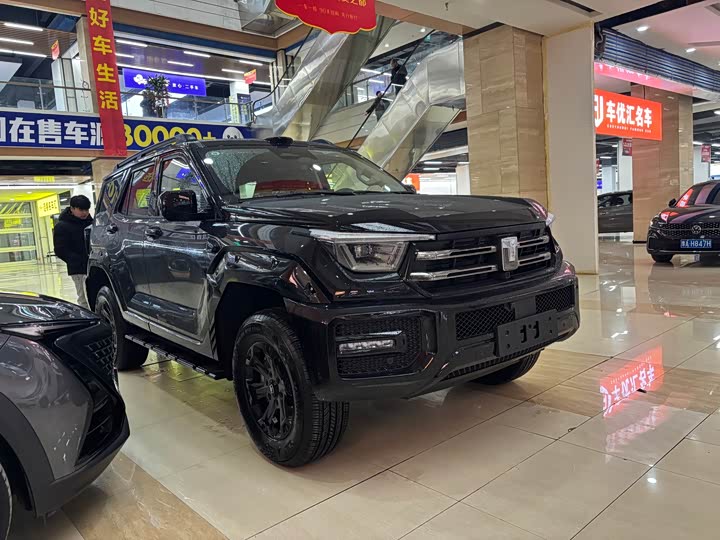 Фото 3 - Tank 400 Hybrid