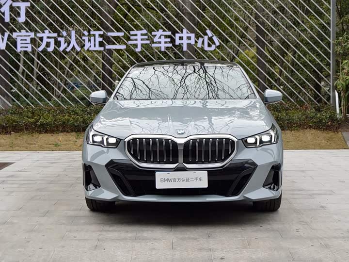 Фото 4 - BMW 5 Series