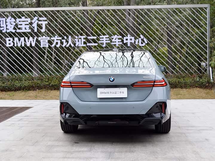 Фото 5 - BMW 5 Series